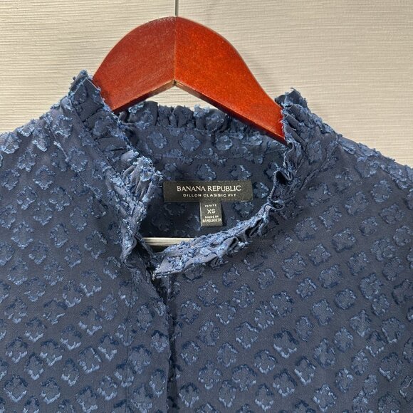 Banana Republic Blouse Womens XS Dillon Classic Fit Navy Blue Hidden Buttons - Picture 2 of 9